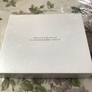 Donna Karan Cashmere Mist 3 piece gift set